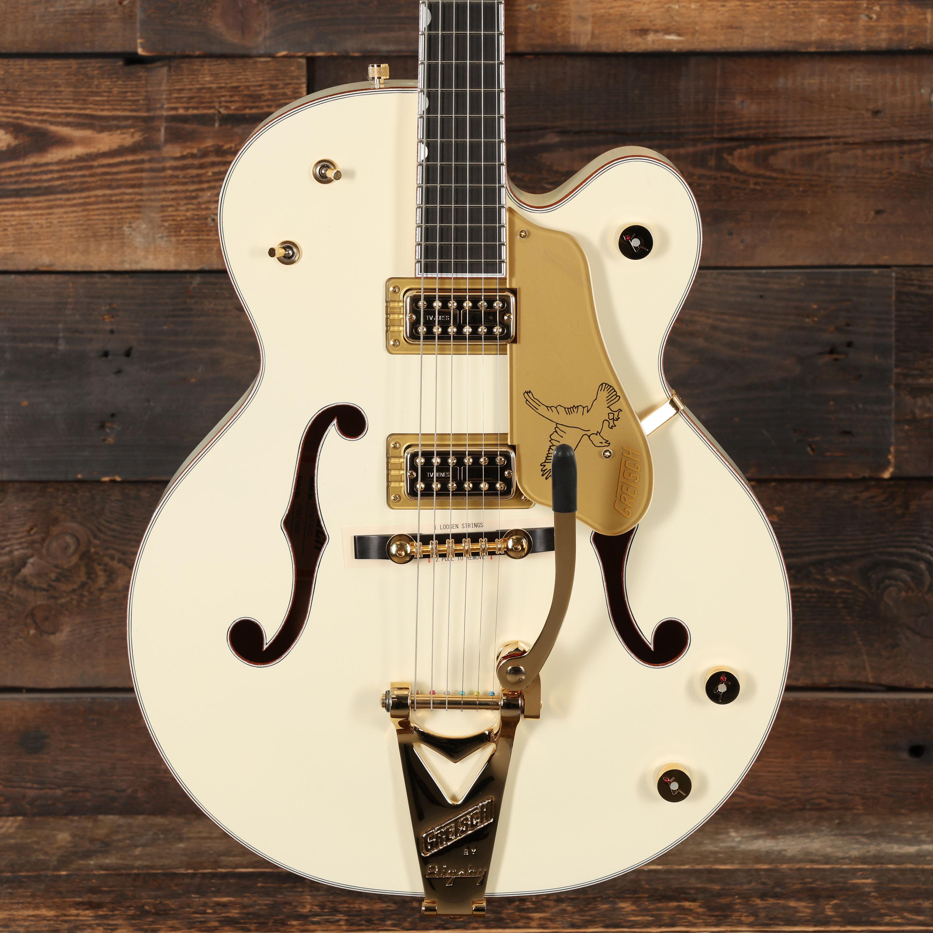 Gretsch G6136T-59GE 1959 Falcon with Bigsby in Vintage White